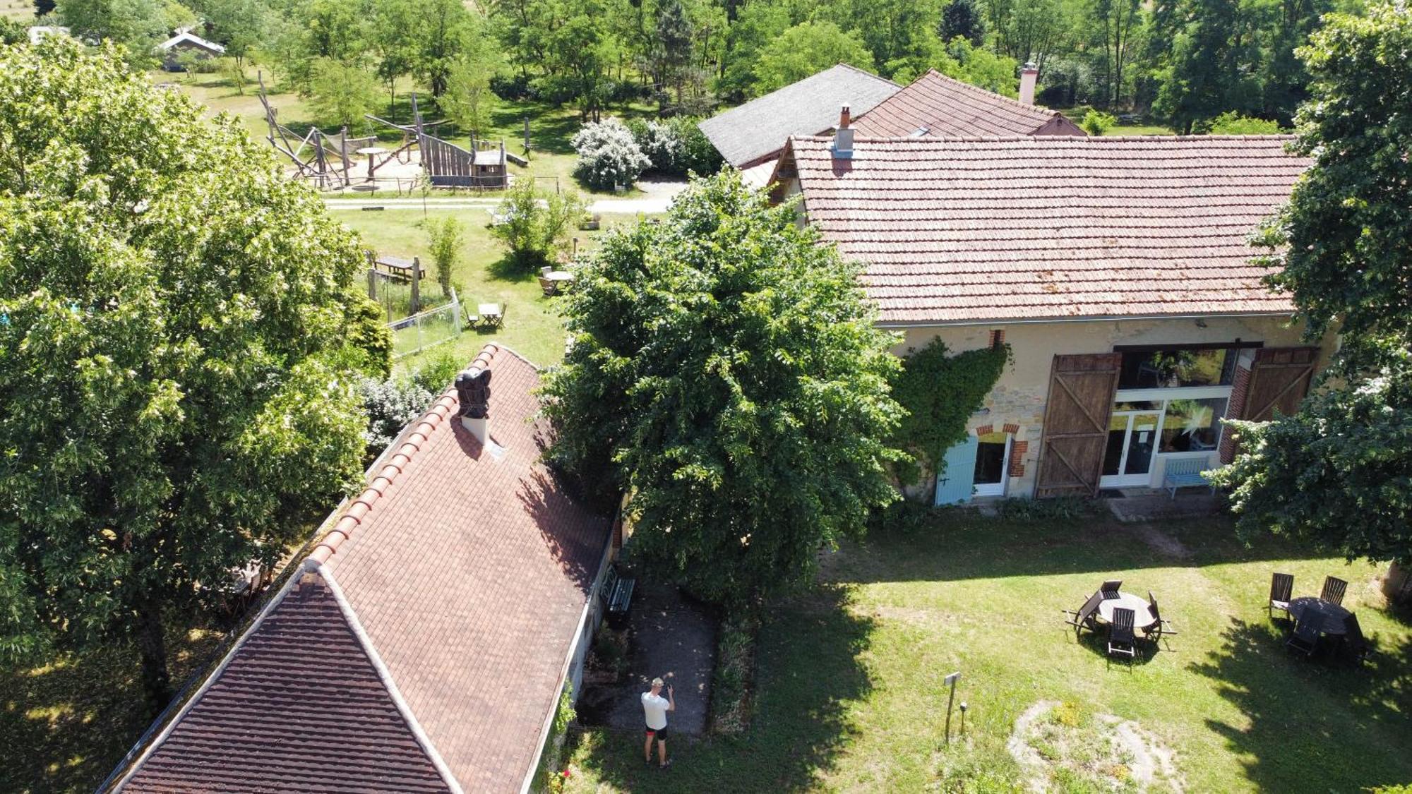 Chambres D'Hotes Domaine Du Bourg Gannay-sur-Loire Eksteriør bilde