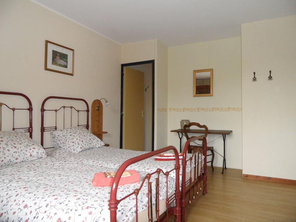 Chambres D'Hotes Domaine Du Bourg Gannay-sur-Loire Rom bilde